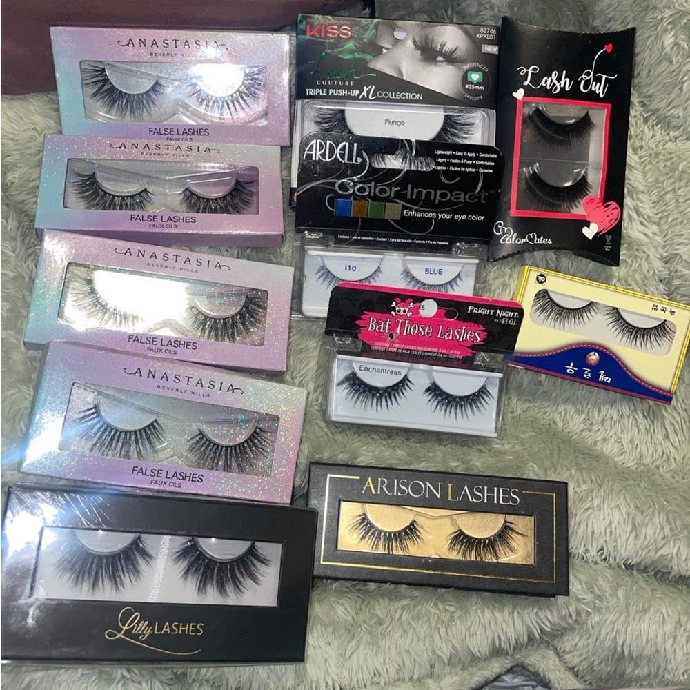 Assorted False Eyelashes Set - Picture 3 of 3